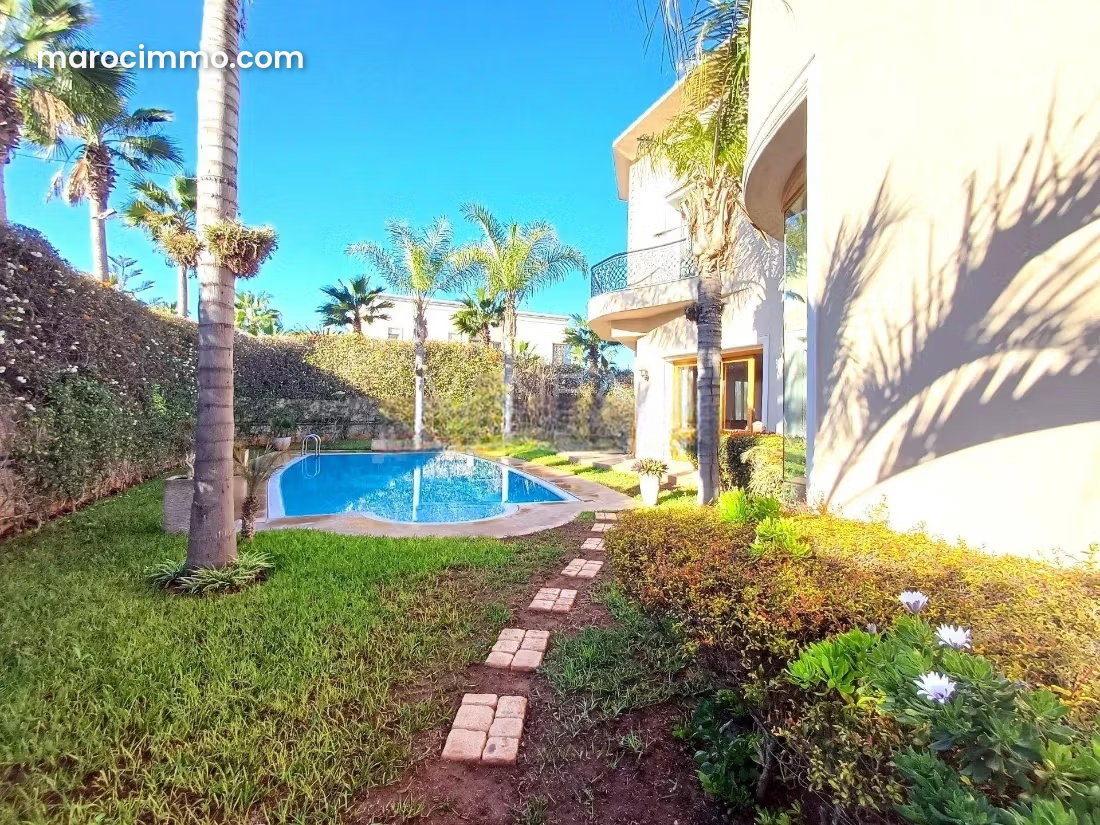 Villa 1042 m² avec piscine et jardin, Californie, Casablanca — Casablanca