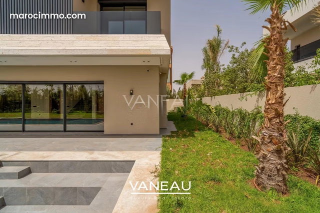 Villa de 500 m² habitable sur terrain arboré — 4