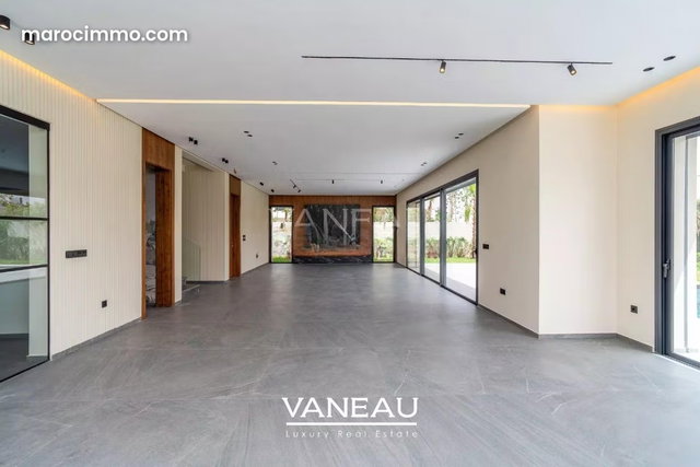 Villa de 500 m² habitable sur terrain arboré — 5
