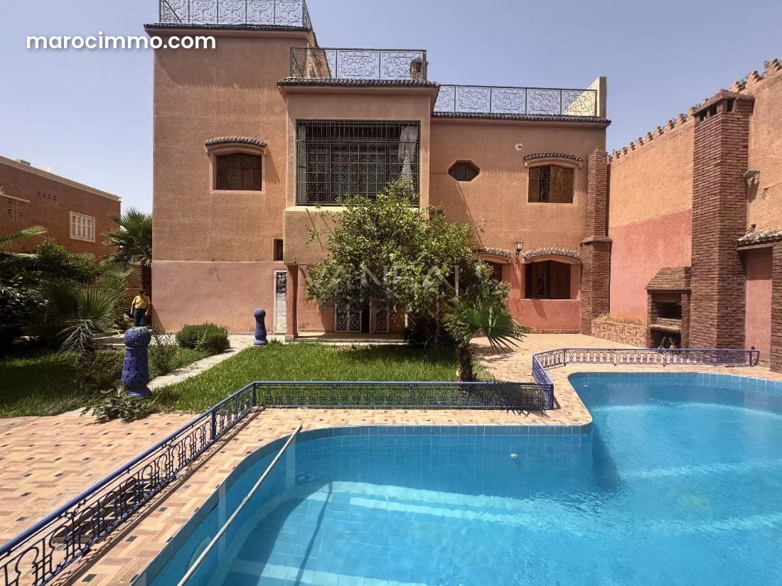 Maison 400 m², 5 chambres avec piscine, Hivernage, Marrakech — Marrakech