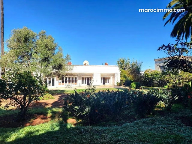 Vente terrain / villa à Polo de 1 802 m² — 2