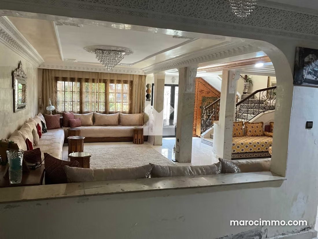 Family Villa for Sale in Sidi Bernoussi, Casablanca — Casablanca