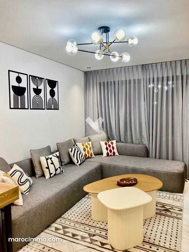 39.0 m² Apartment for Rent in Casablanca, Plateau — Casablanca