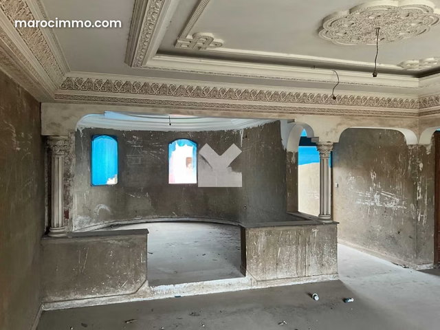 Villa à Vendre de 324.0 m² à Casablanca, Ain Sebaa — 2
