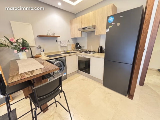 Appartement à louer à Casablanca Finance City. Surface totale 48 m². Bien meublé — 5