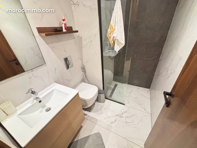 Appartement à louer à Casablanca Finance City. Surface totale 48 m². Bien meublé — 2
