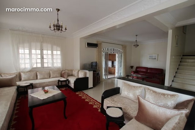 Villa de charme à vendre de 200 m² habitable R1 — 2