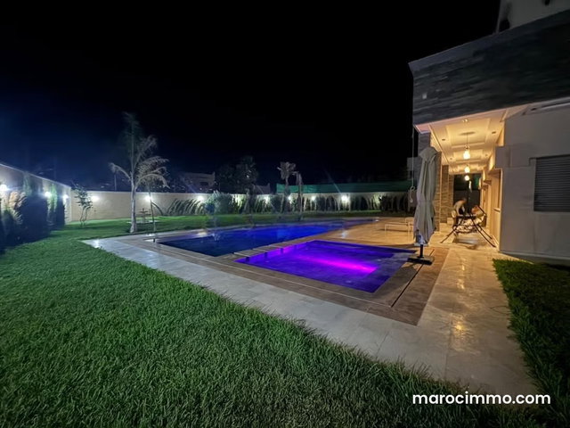 Très belle villa haut standig 5 suites route fes — 5