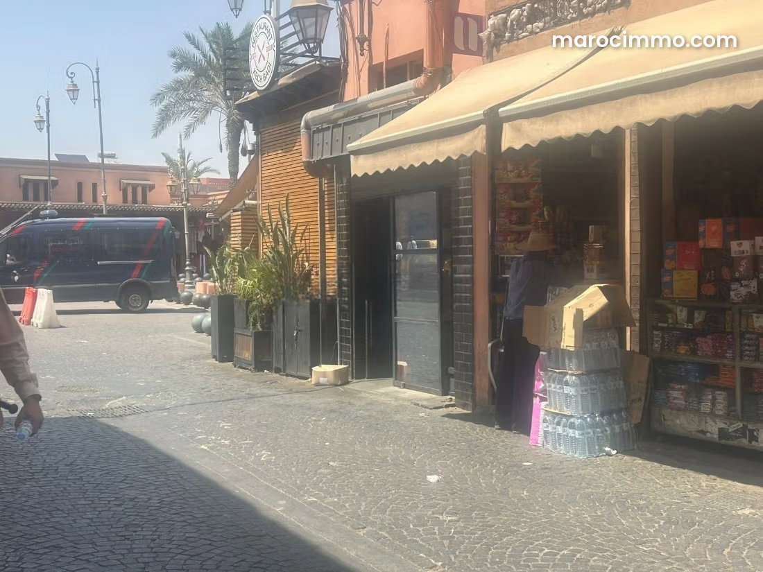 Retail unit in Ksibat Nhas, Marrakech, near El Badii Palace — Marrakesh