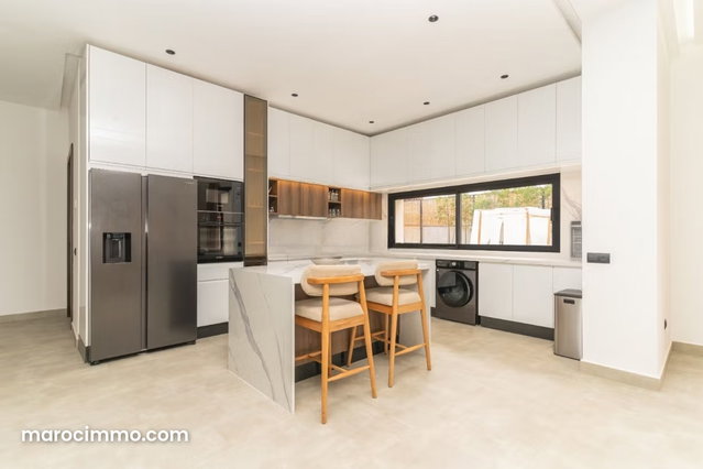 Villa de haut standing à vendre à Route de l'Ourika. Superficie 285 m². Bien meublé — 5