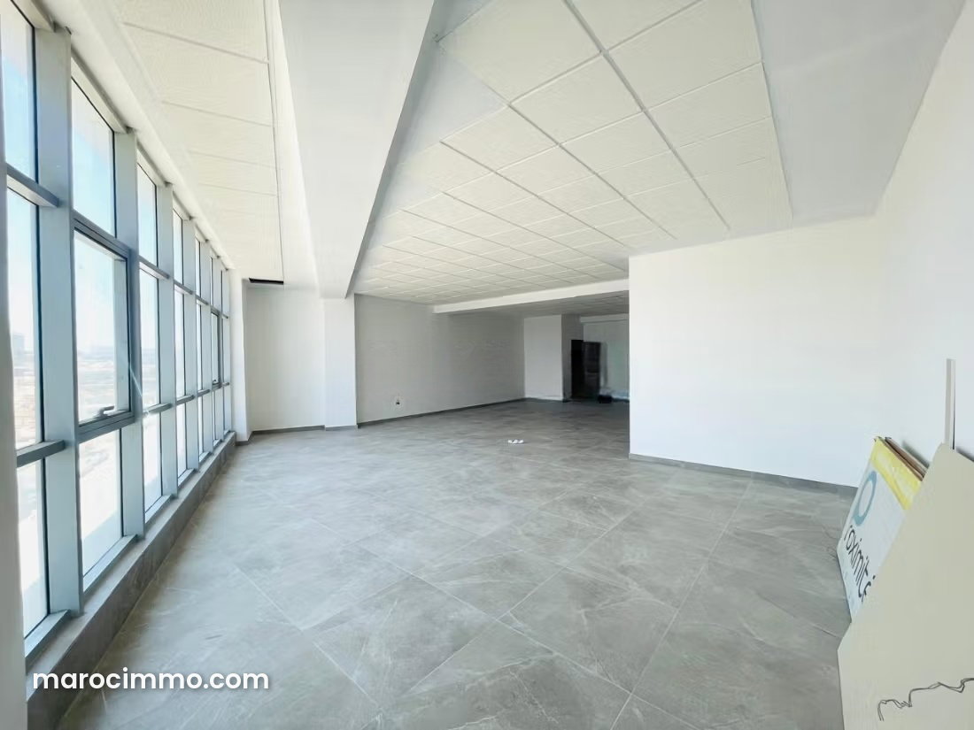 97 m² Office for Rent in Sidi Maarouf, Casablanca — Casablanca
