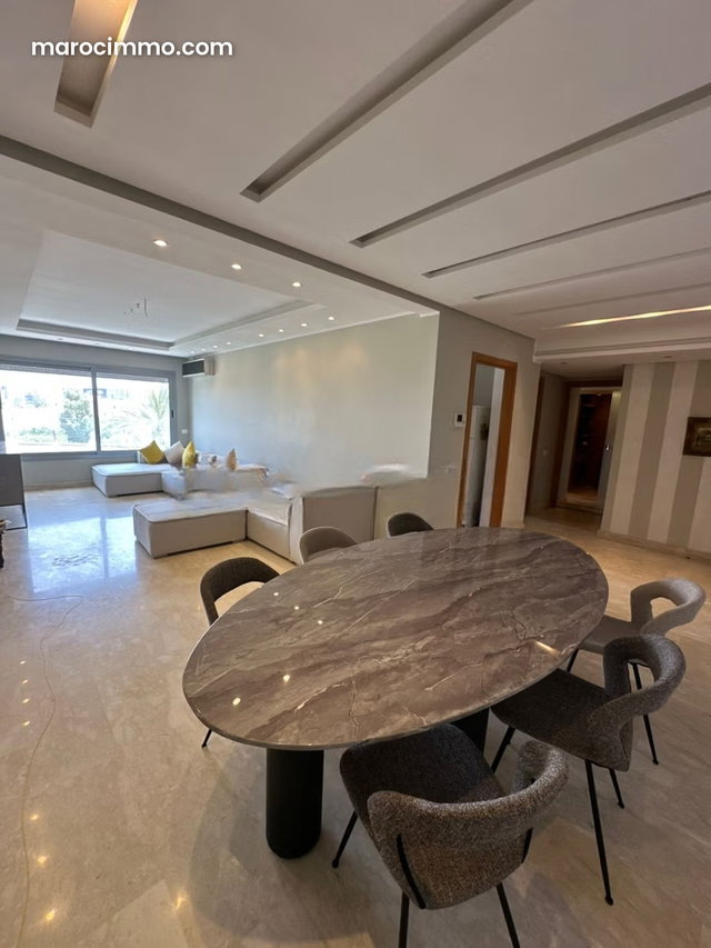 Joli appartement avec piscine à vendre — 2