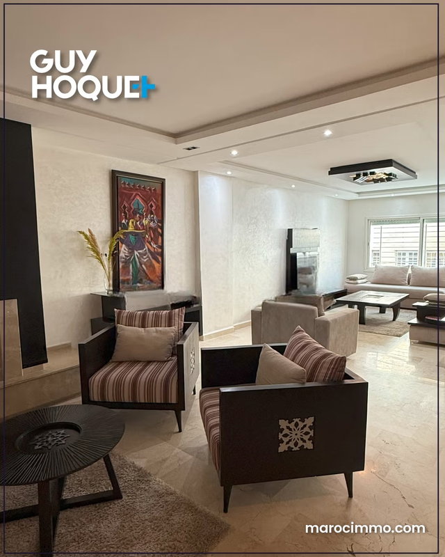 Appt 2 chambres au coeur du quartier des Hôpitaux, — 2