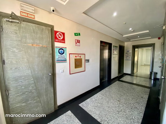 Immeuble de bureaux 1500 m² Sidi Maarouf — 4