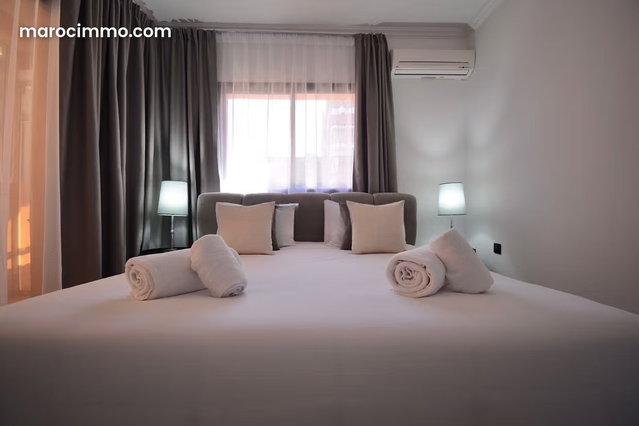 Winter Residence - Luxurious 2 Bedroom Apartment with Terrace — 2