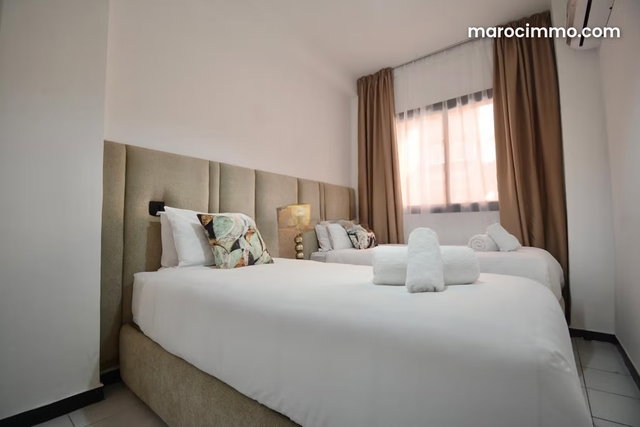 Winter Residence - Luxurious 2 Bedroom Apartment with Terrace — 3