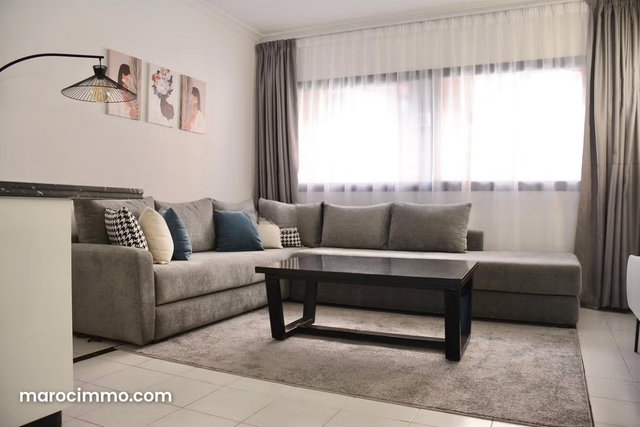 Winter Residence - Luxurious 2 Bedroom Apartment with Terrace — 4