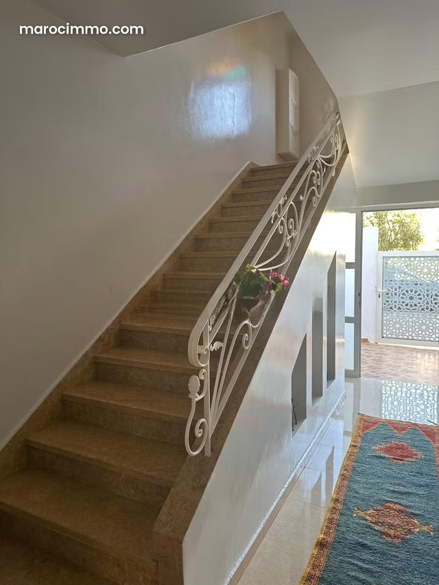 A louer maison meublée 192m² proche Carrousel — 2
