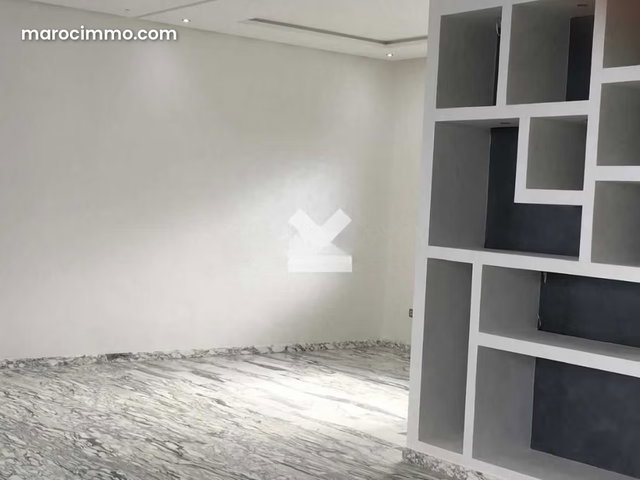 Villa à Louer de 220.0 m² à Dar Bouazza, Tamaris1 — 2