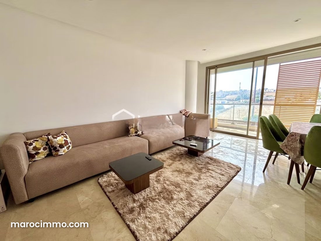 One-bedroom apartment with terrace and swimming pool, Anfa, Casablanca — Casablanca