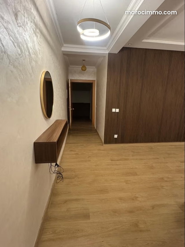 Très bel appartement en location en Centre. Superficie 115 m². Meublé — 4