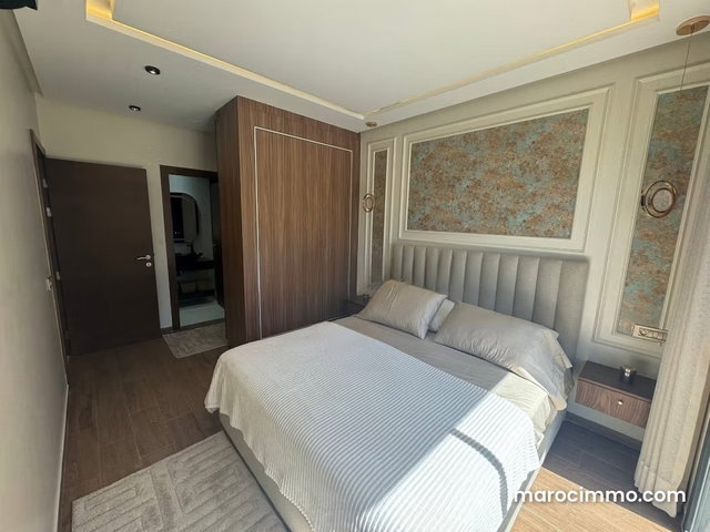 Au CFC Appartement Neuf meublé à louer – 2 façades, — 2