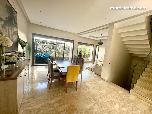 A Dar Bouaaza Très belle Villa à Vendre avec Psicine Dans Une Résidence — 3