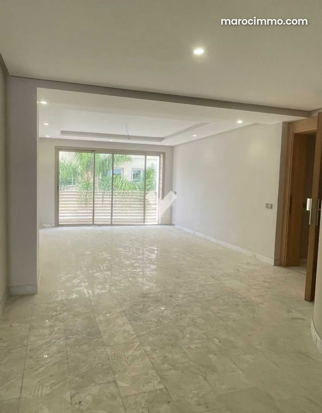 Four-Room Apartment in Les Princesses, Casablanca, with Garage — Casablanca