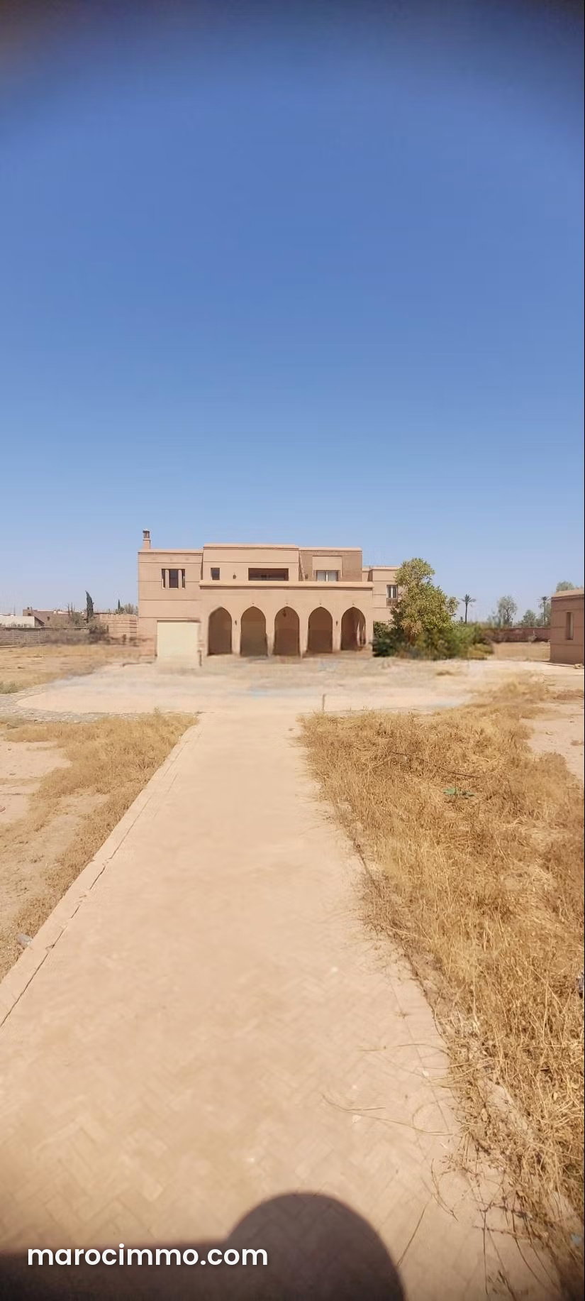 Villa 850 m² sur 11 hectares, Palmeraie Marrakech, vue Atlas — Marrakech