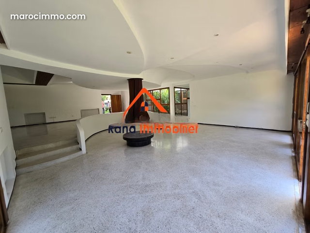 Souissi Villa for Rent — 5
