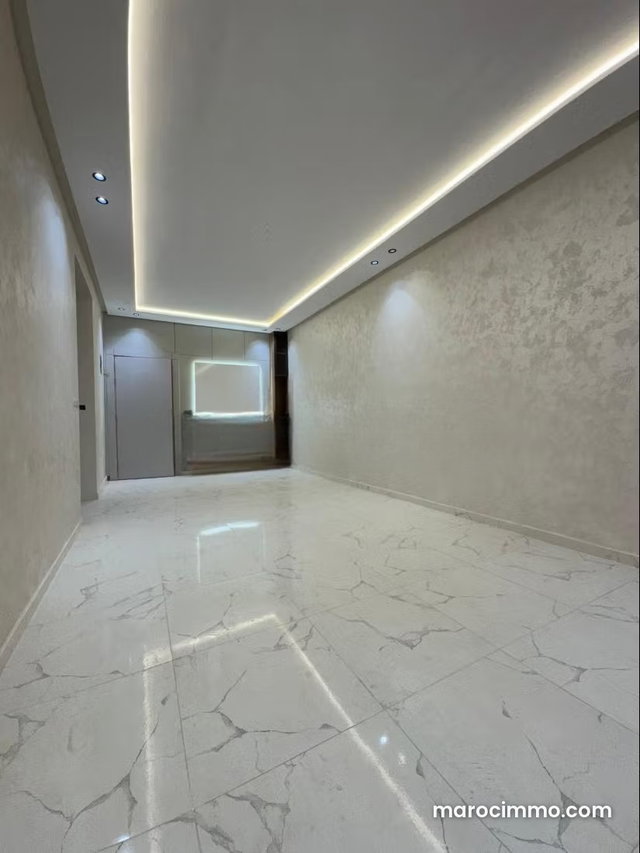 Apartment for sale with elevator and basement parking — 3