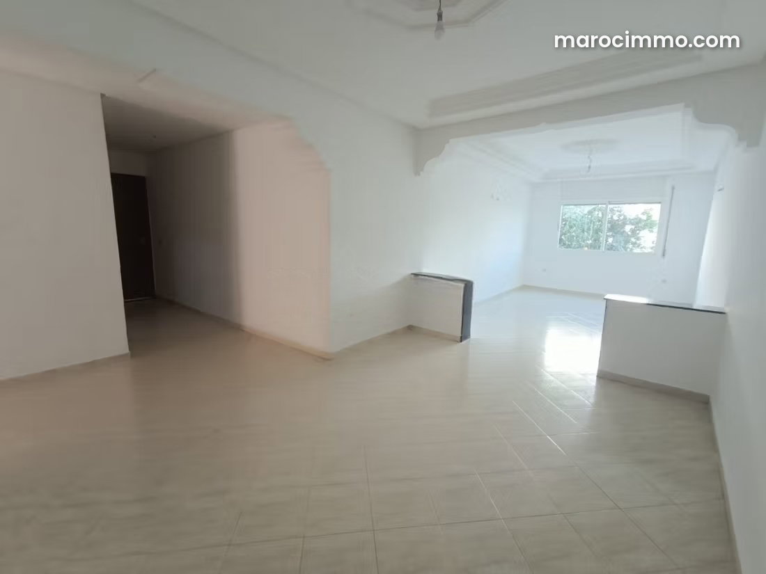 114 m² Apartment with Terrace and Garage in Kénitra Ville Haute — Kenitra