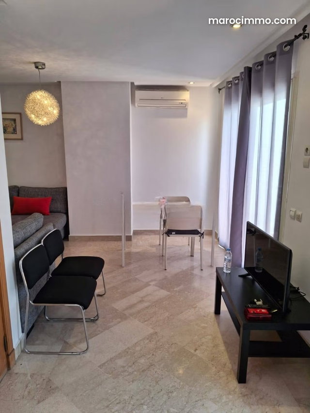 Studio terrasse meublé Racine 7500 Dh — 3
