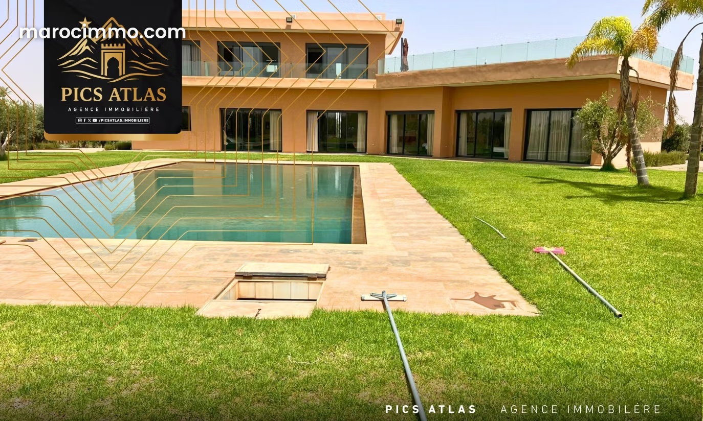 Villa 6 chambres sur 1 hectare, Route d'Amezmiz, Marrakech — Marrakech