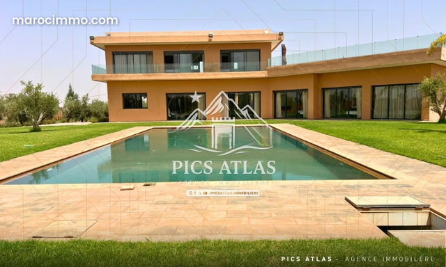 Villa Meublée à Vendre, 1 hectar, Route Amizmiz KM 22 — 2