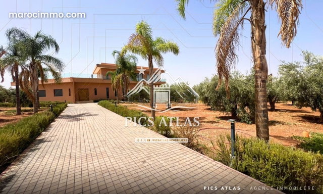 Villa Meublée à Vendre, 1 hectar, Route Amizmiz KM 22 — 3