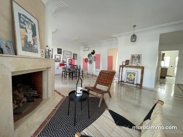 Location d'un appartement à Racine. 2 chambres agréables. Bien meublé — 3