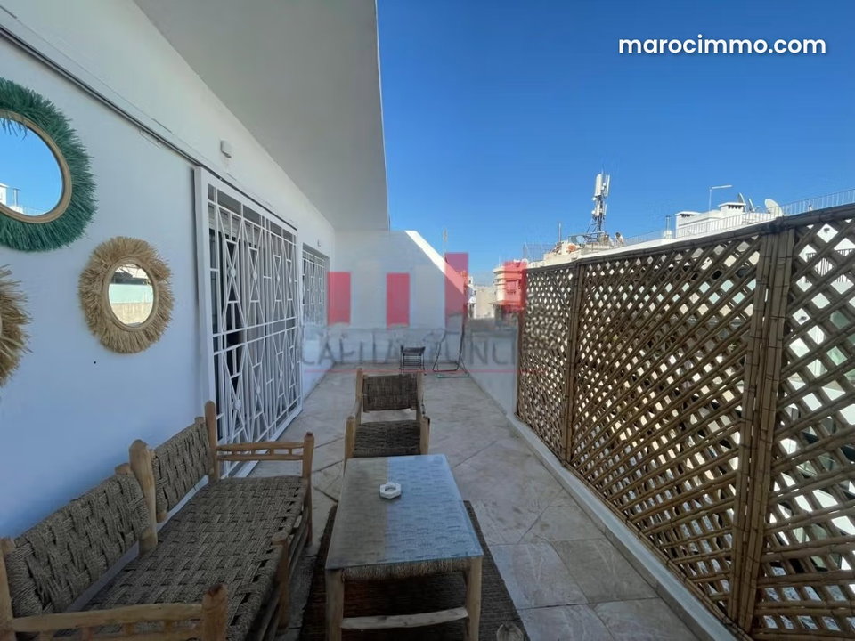 Location d'un appartement à Racine. 2 chambres agréables. Bien meublé