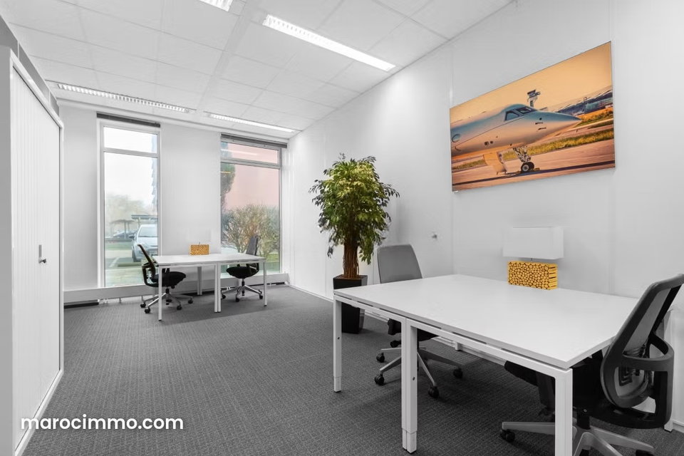 Bureau privé pour 3 à Tangiers, Sidi Amar Avenue
