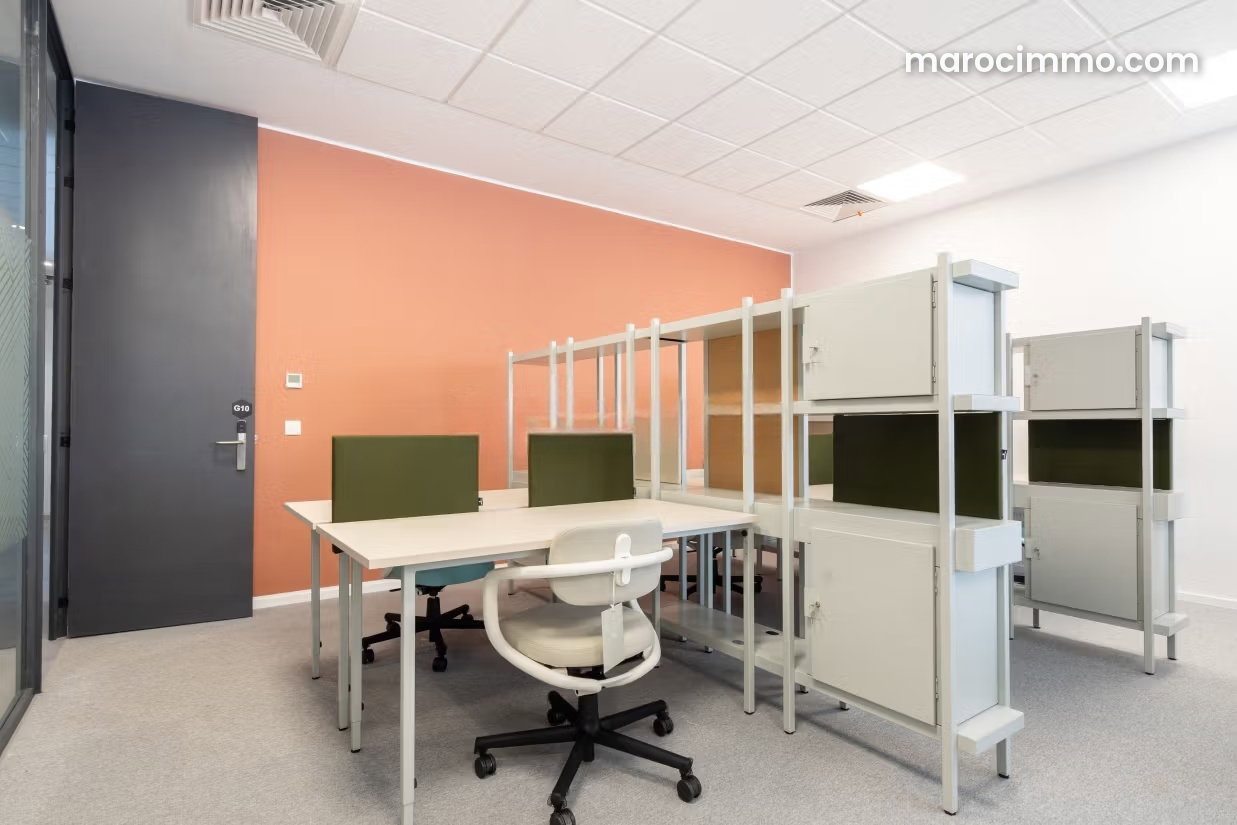 Office for rent in Souissi, Rabat, in a well-maintained setting — Rabat