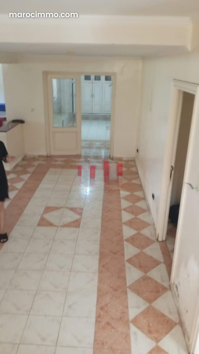 Large Family Villa for Sale — 3