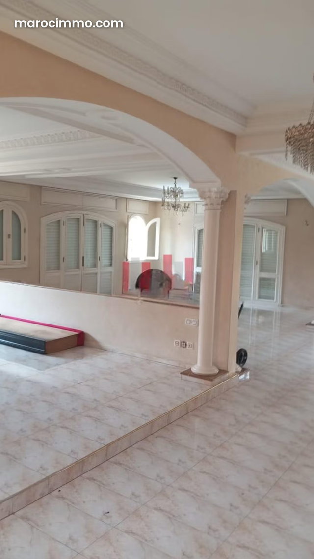 Large Family Villa for Sale — 5