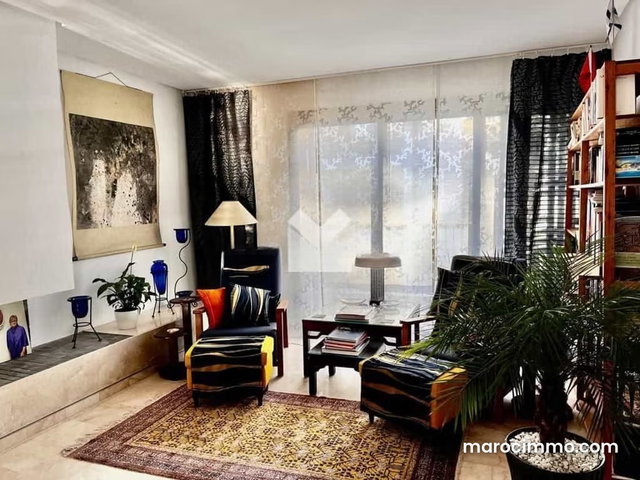 Appartement à Vendre de 217.0 m² à Salé, Bab Lemrissa — 2