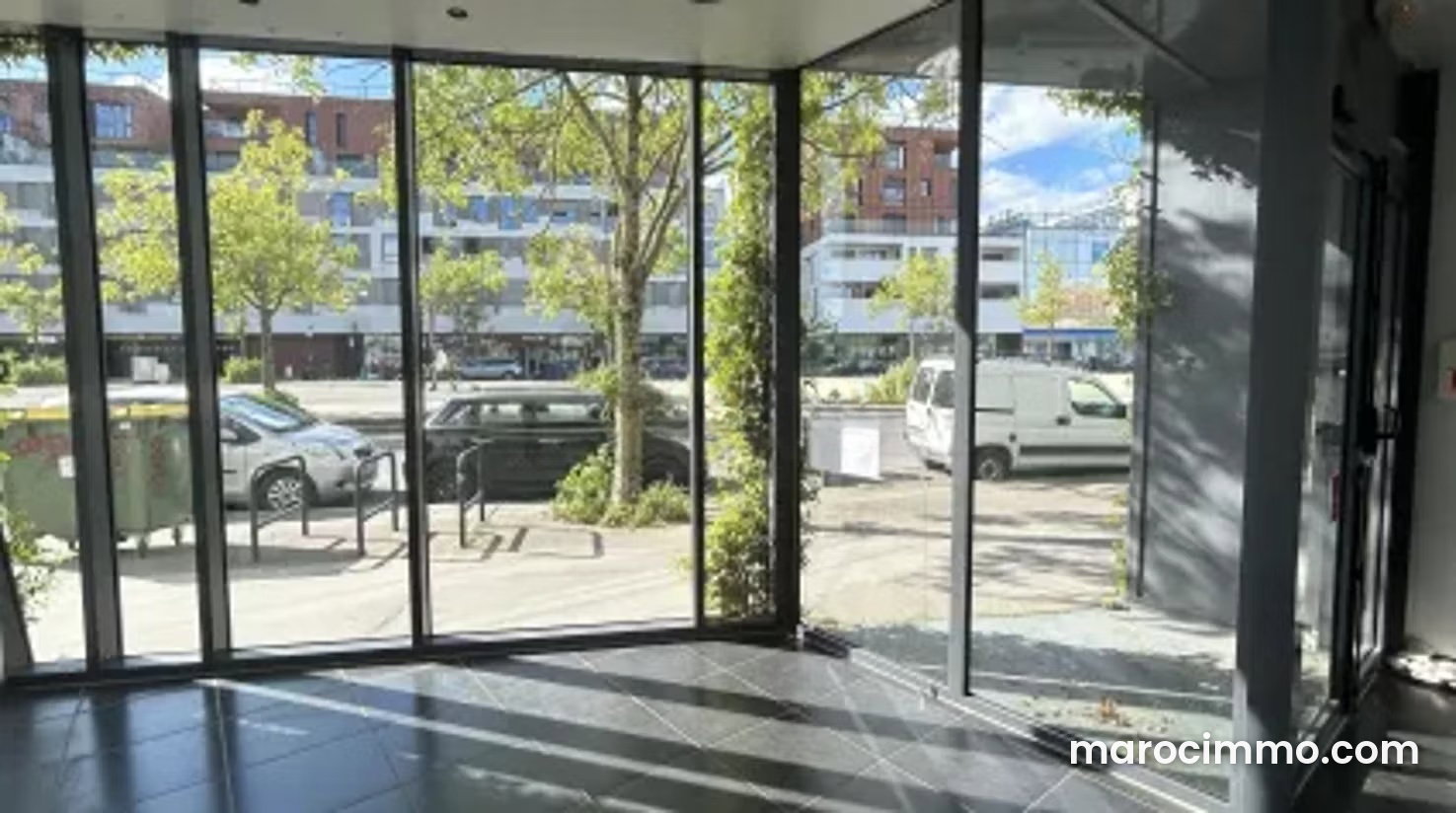 460 m² Commercial Property with Corner Exposure and Display Windows, Hamria, Meknes — Meknes