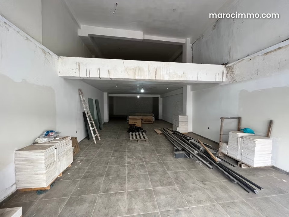 Magasins bien situés à Louer à Anoual