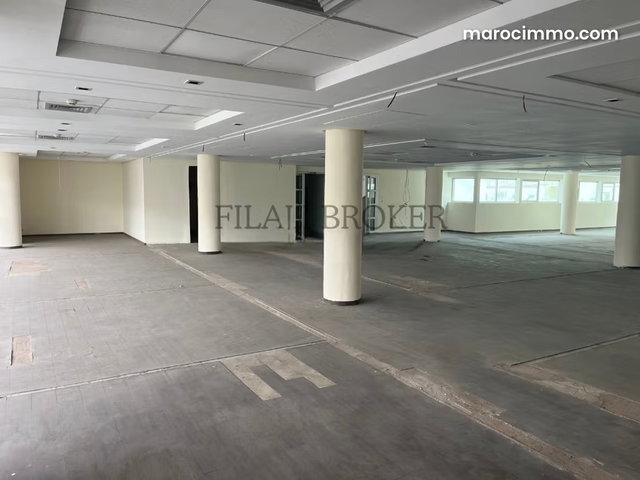 Plateaux bureaux Premium à louer — 2