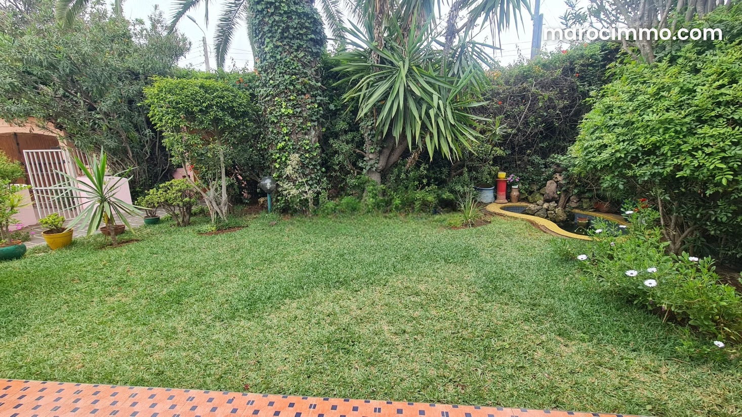 400 m² Villa on a 746 m² Garden, Maârif Extension, Casablanca — Casablanca
