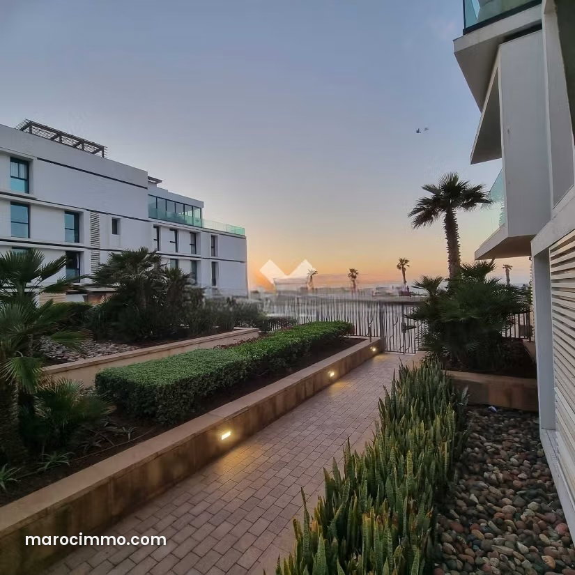 Furnished Apartment with Terrace, Aïn Diab, Casablanca — Casablanca
