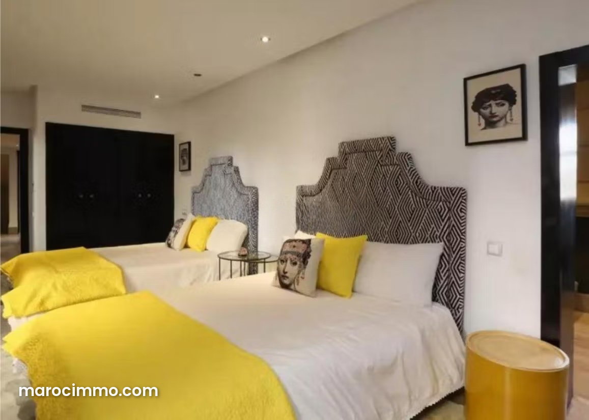 Maison 5 chambres avec piscine et jardin 700 m², Agdal Marrakech — Marrakech