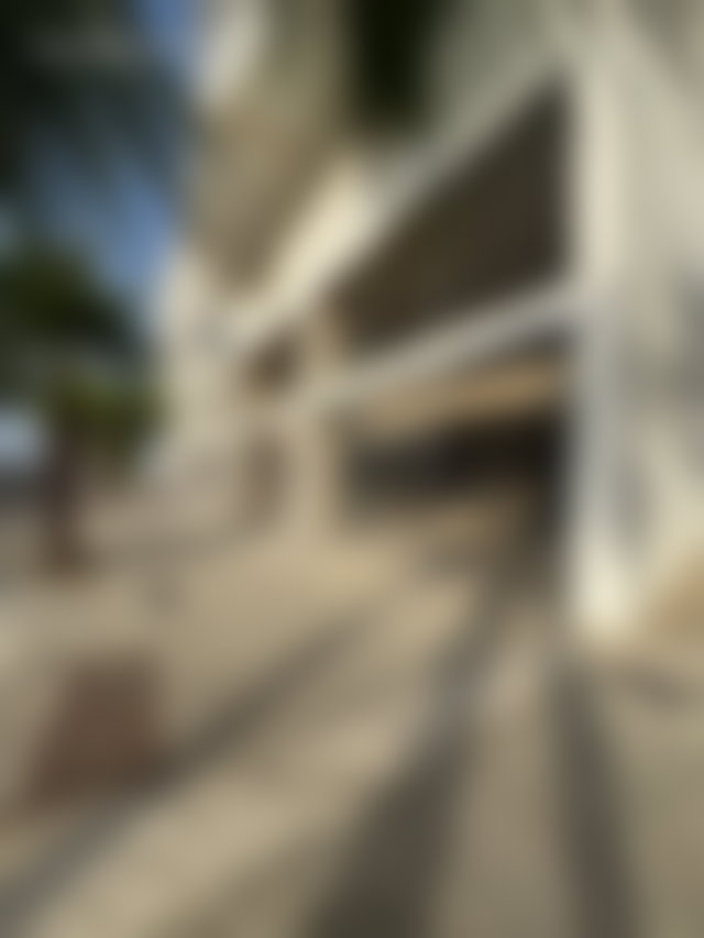 Local commercial 148 m², Marjane, Tanger — 2